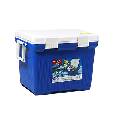 IRIS OHYAMA 32L Cooler Box Blue